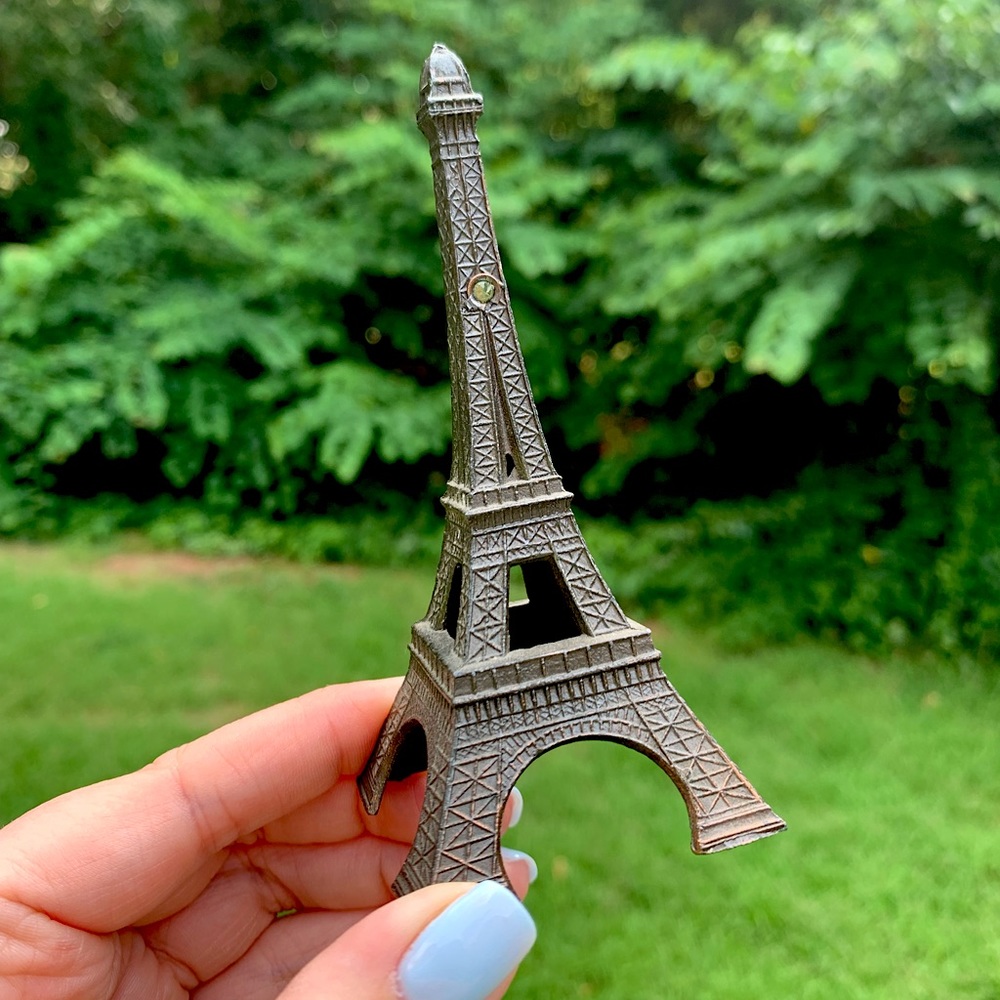 Vintage Eiffel Towel Seeing Eye Trinket